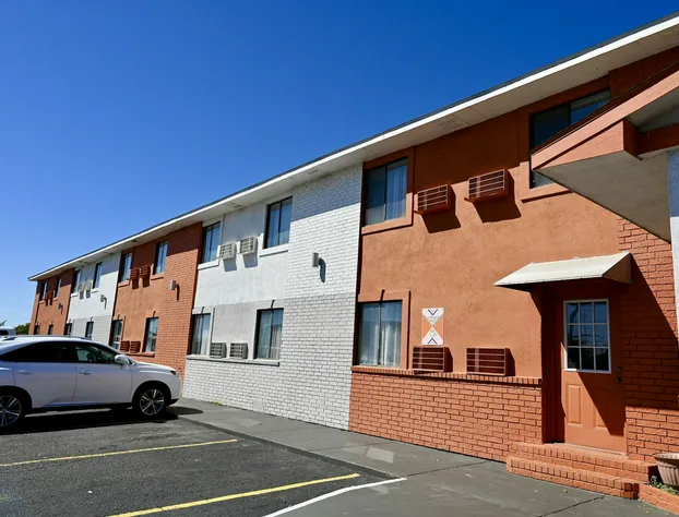 Howard Johnson by Wyndham New Braunfels hotel detail image 3