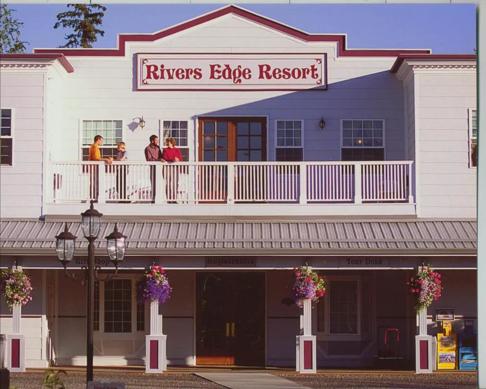 Rivers Edge Resort hotel hero