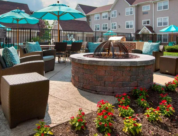 Sonesta ES Suites Allentown Bethlehem Airport hotel detail image 2