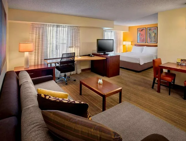 Sonesta ES Suites Allentown Bethlehem Airport hotel detail image 3