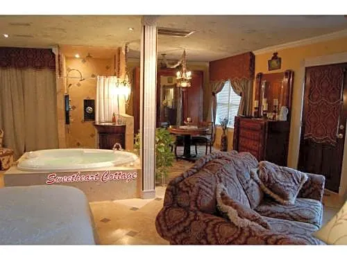 Lockheart Gables Romantic Bed and Breakfast hotel hero