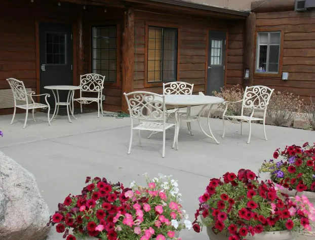 Homestead Inn and Suites hotel detail image 4
