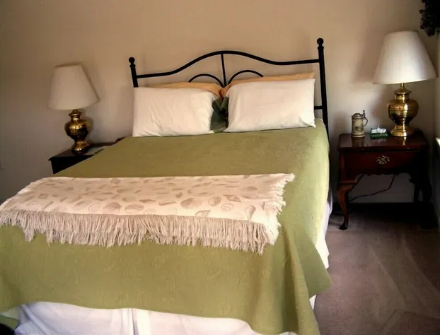 The Baywood Bed & Breakfast hotel detail image 4