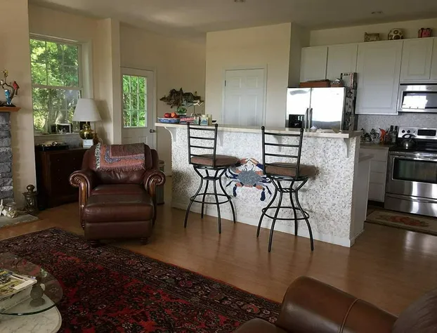 The Baywood Bed & Breakfast hotel detail image 1