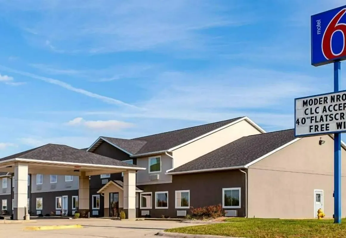 Motel 6 Lebanon, IN hotel hero