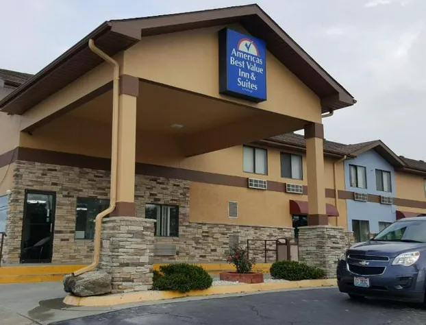 Americas Best Value Inn & Suites Harrisonville hotel detail image 1