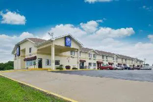 Americas Best Value Inn & Suites Harrisonville hotel detail image 3