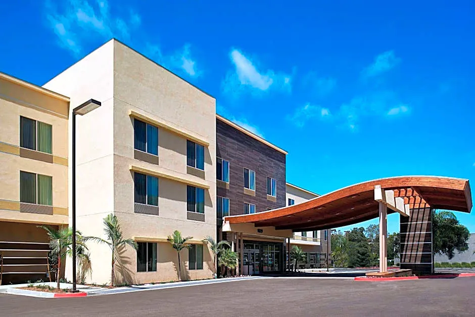 Fairfield Inn & Suites San Diego Carlsbad hotel hero