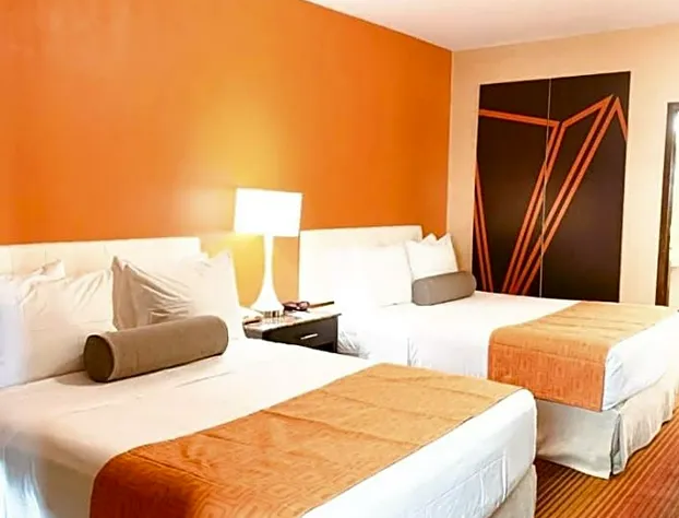 Howard Johnson by Wyndham North Bergen hotel detail image 2