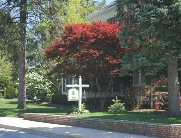 Red Lion Bed & Breakfast hotel detail image 1