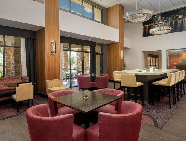 Hampton Inn & Suites Phoenix Tempe hotel detail image 2