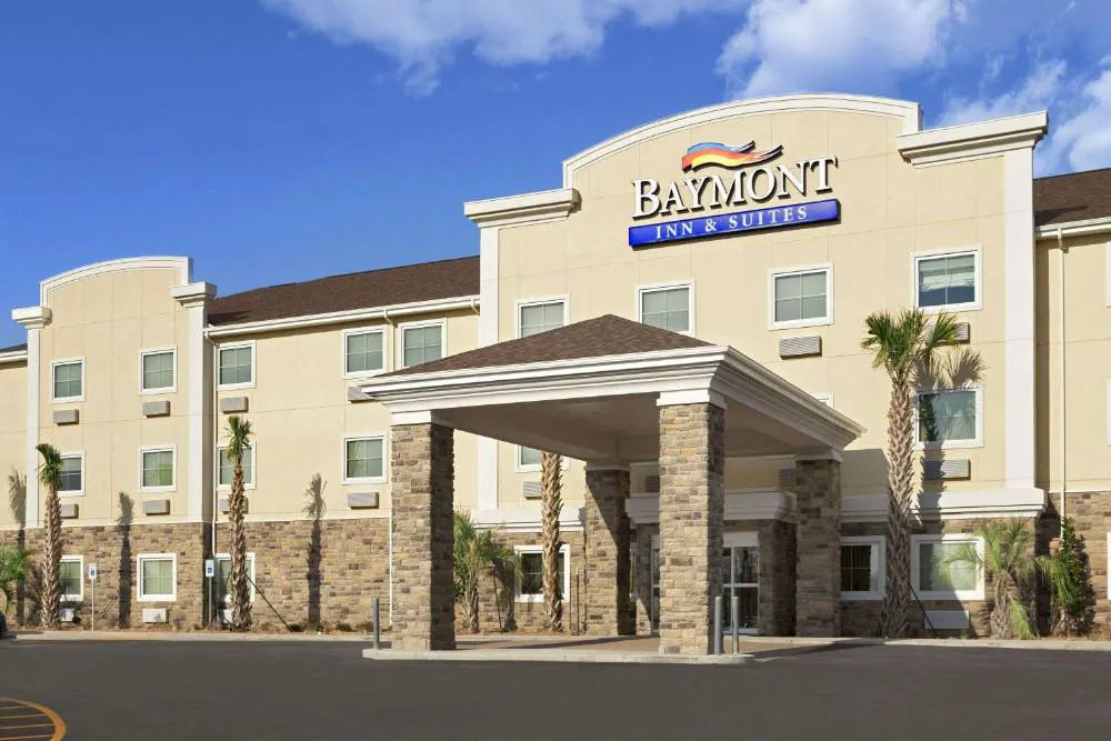 Baymont by Wyndham Odessa hotel hero