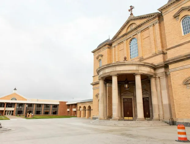 Hillsdale College Dow Hotel and Conference Center hotel detail image 1