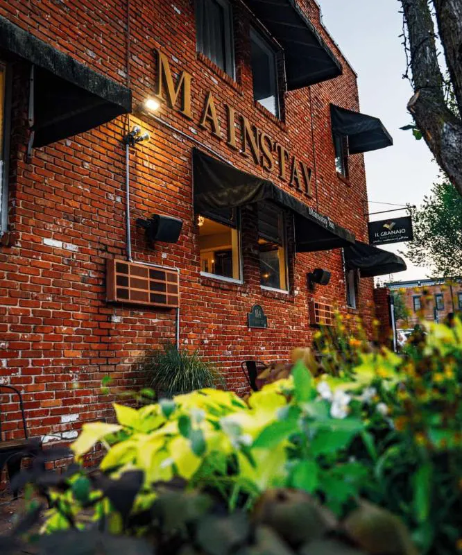 Mainstay Inn hotel hero