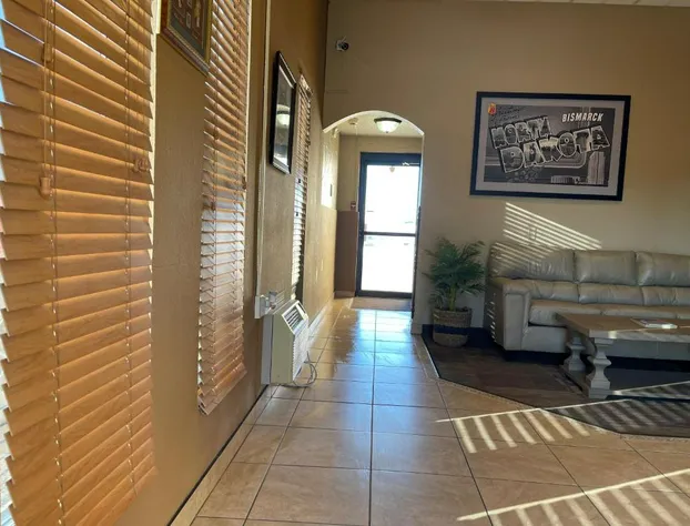 Super 8 by Wyndham Bismarck hotel detail image 3