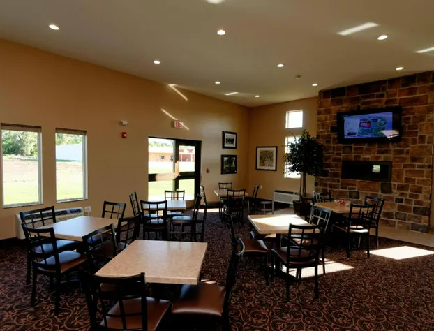 Cobblestone Inn & Suites - Fort Madison hotel detail image 1