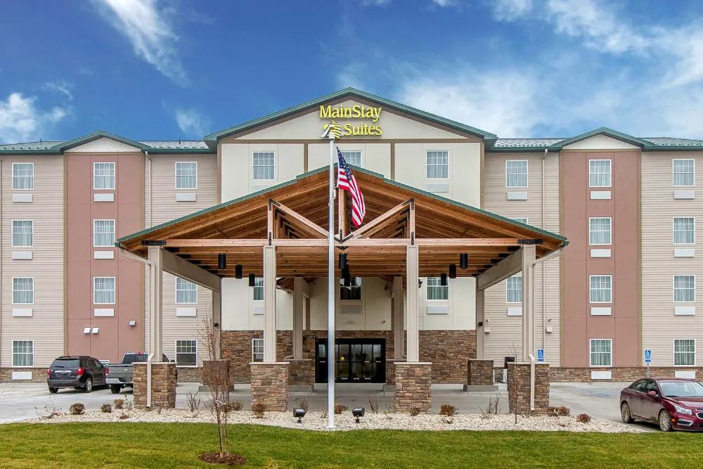 MainStay Suites Stanley hotel hero