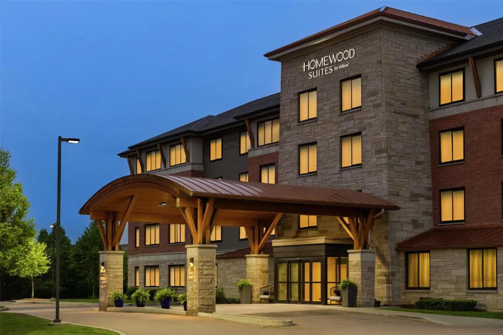 Homewood Suites by Hilton Burlington hotel hero