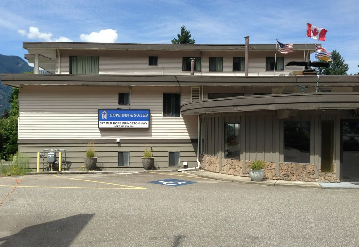 Hope Inn and Suites hotel hero
