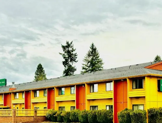 Quality Inn Centralia Chehalis hotel detail image 1