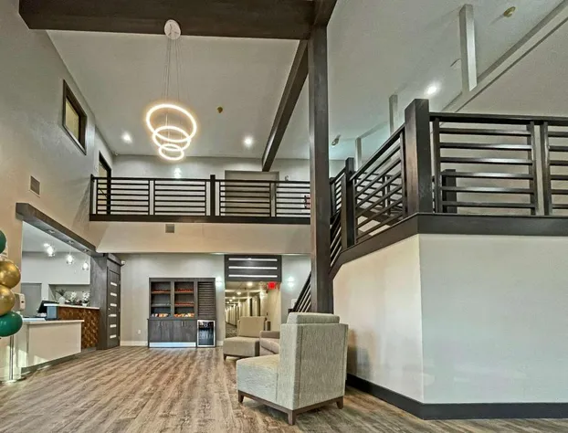 Quality Suites Houston Hobby Airport hotel detail image 3