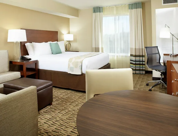 Hawthorn Suites by Wyndham Wheeling at the Highlands hotel detail image 4