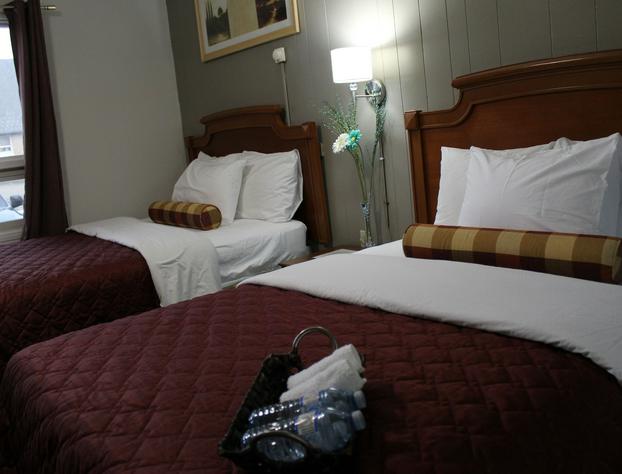 Sunrise Inn hotel detail image 4