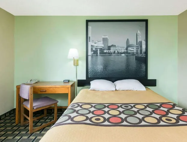 Super 8 by Wyndham Twinsburg/Cleveland Area hotel detail image 4