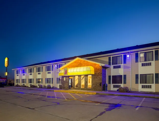 Super 8 by Wyndham El Dorado hotel detail image 1