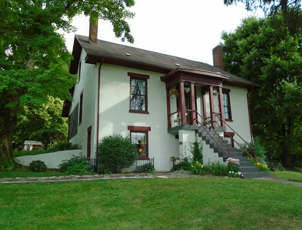 The Pines of Dresden B&B hotel detail image 3