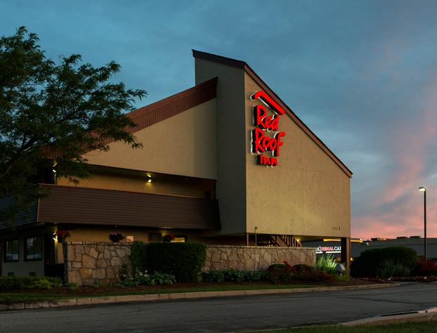 Red Roof Inn Chicago - Downers Grove hotel detail image 2