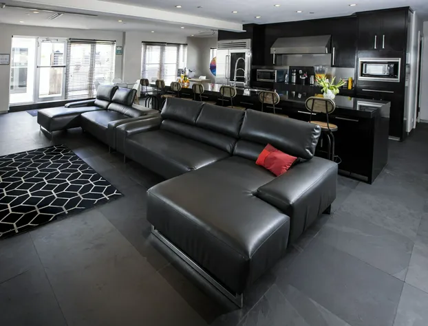 Posh South Beach Hostel hotel detail image 2