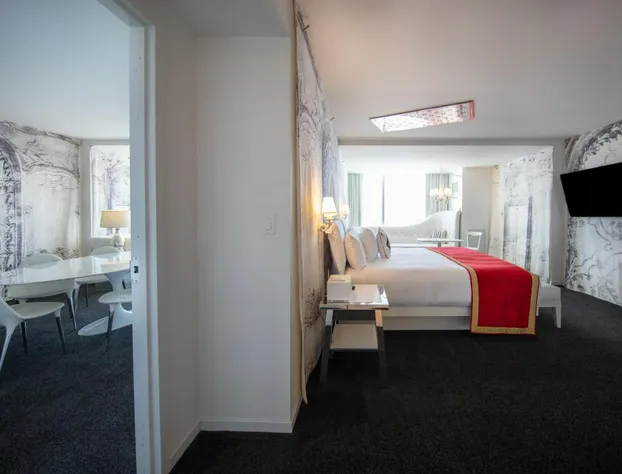 SAHARA Las Vegas hotel detail image 3