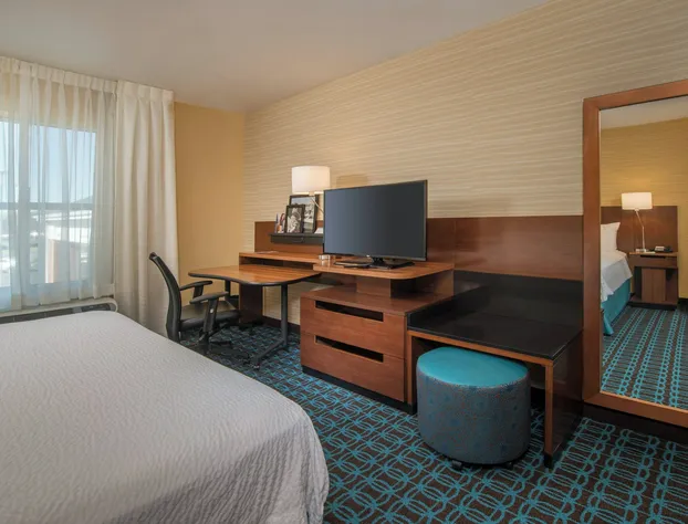 Fairfield Inn & Suites by Marriott Easton hotel detail image 3