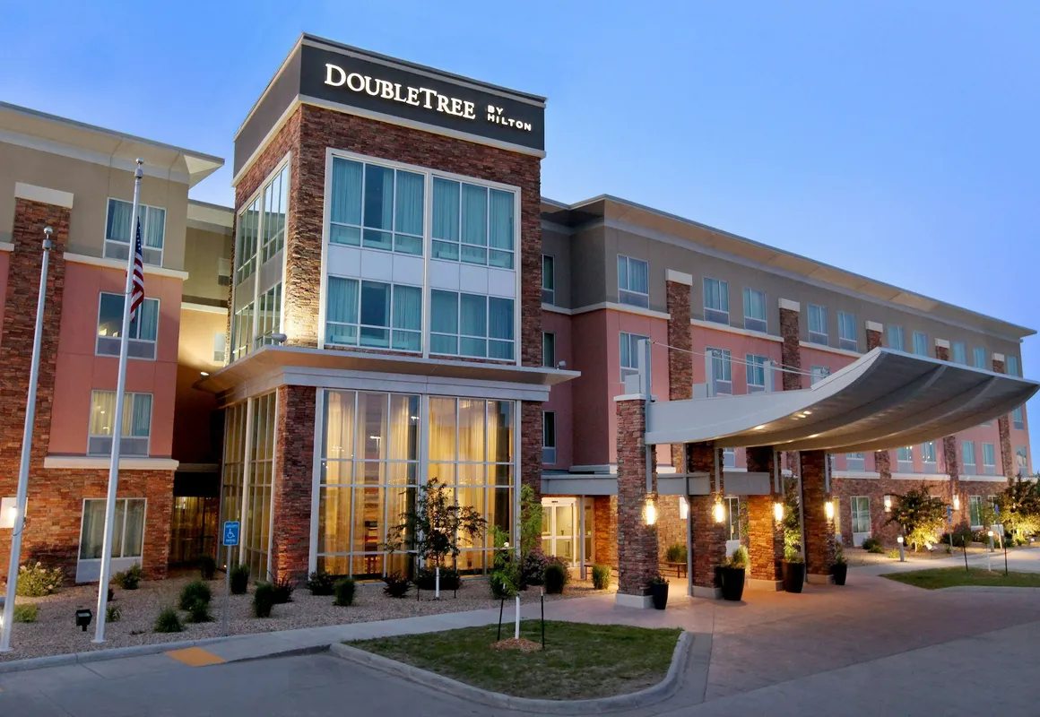 DoubleTree by Hilton West Fargo Sanford Medical Center Area hotel hero
