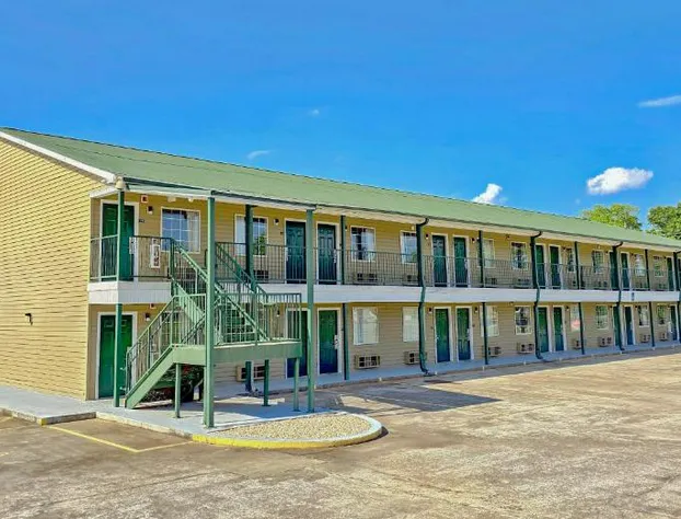 Garden Inn & Suites hotel detail image 2