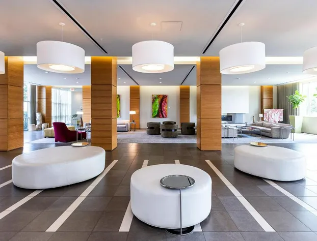 I Hotel And Illinois Conference Center hotel detail image 4