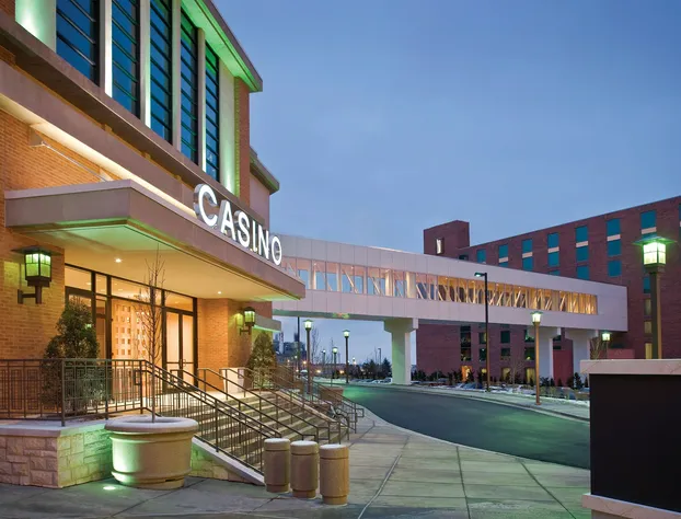 HoteLumière at the Arch hotel detail image 2