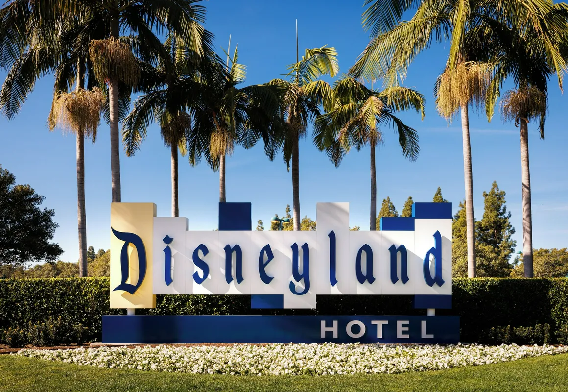 Disneyland Hotel hotel hero