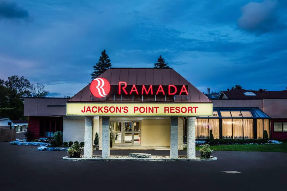 Ramada by Wyndham Jacksons Point hotel hero