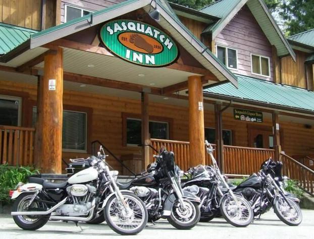 Sasquatch Inn hotel detail image 1