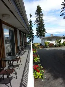 Edgewater Motel hotel detail image 4