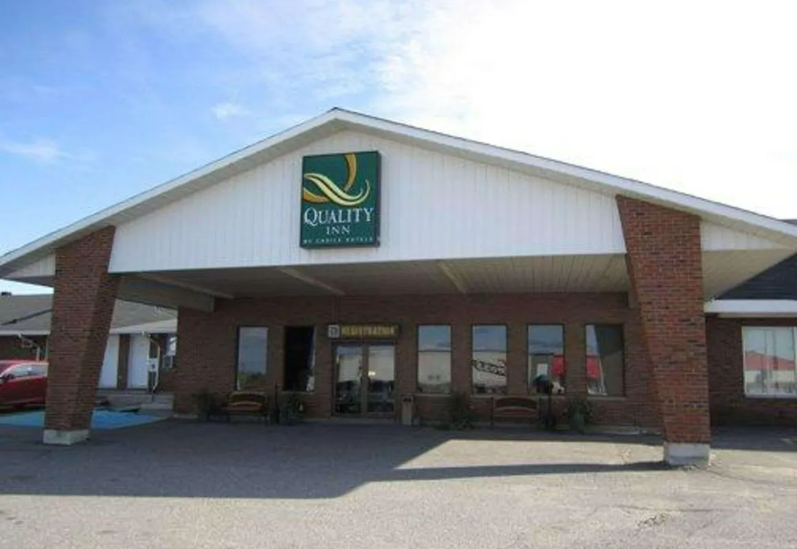 Quality Inn hotel hero