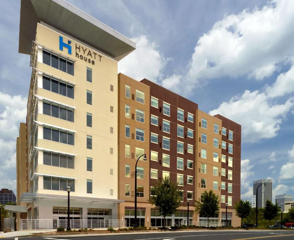 Hyatt House Atlanta Downtown hotel hero