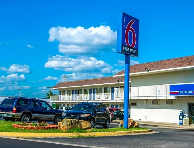 Motel 6 Ardmore, OK hotel detail image 1