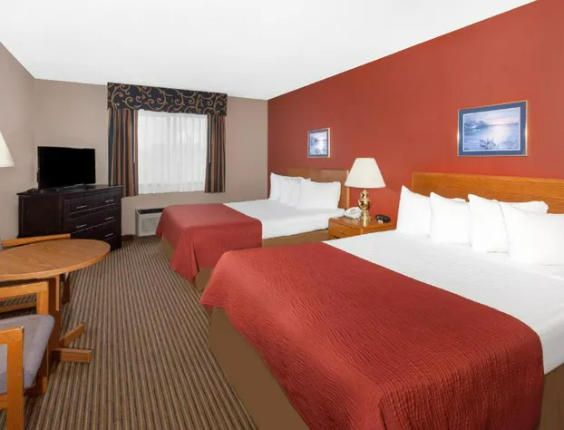 Super 8 by Wyndham St. Ignace hotel detail image 4