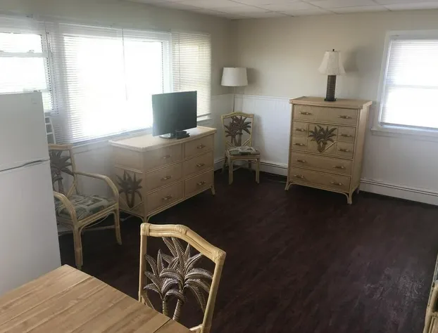 Binns Motor Inn hotel detail image 2