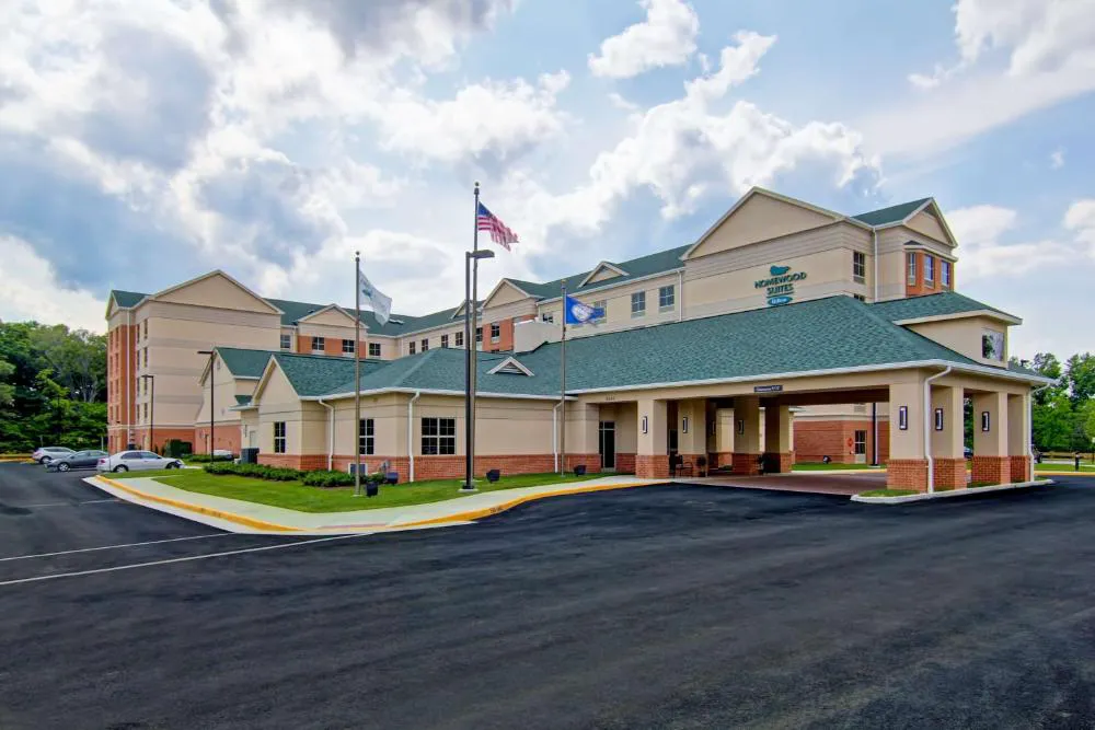 Homewood Suites by Hilton Woodbridge hotel hero