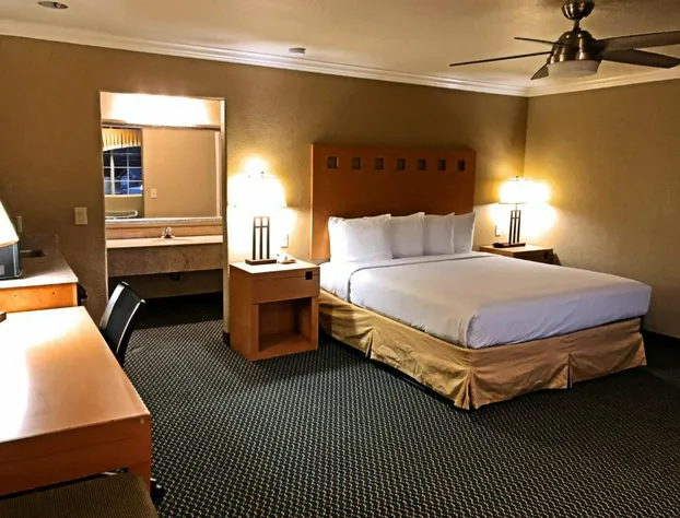 Lake Point Lodge hotel detail image 2