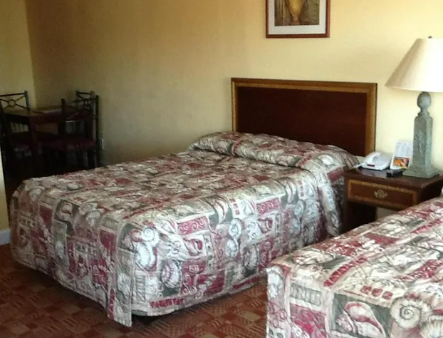 Sundial Inn hotel detail image 4